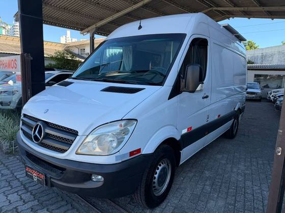 MERCEDES-BENZ SPRINTER 2.2 311 CDI FURGÃO STREET 9 16V BI-TURBO DIESEL MANUAL